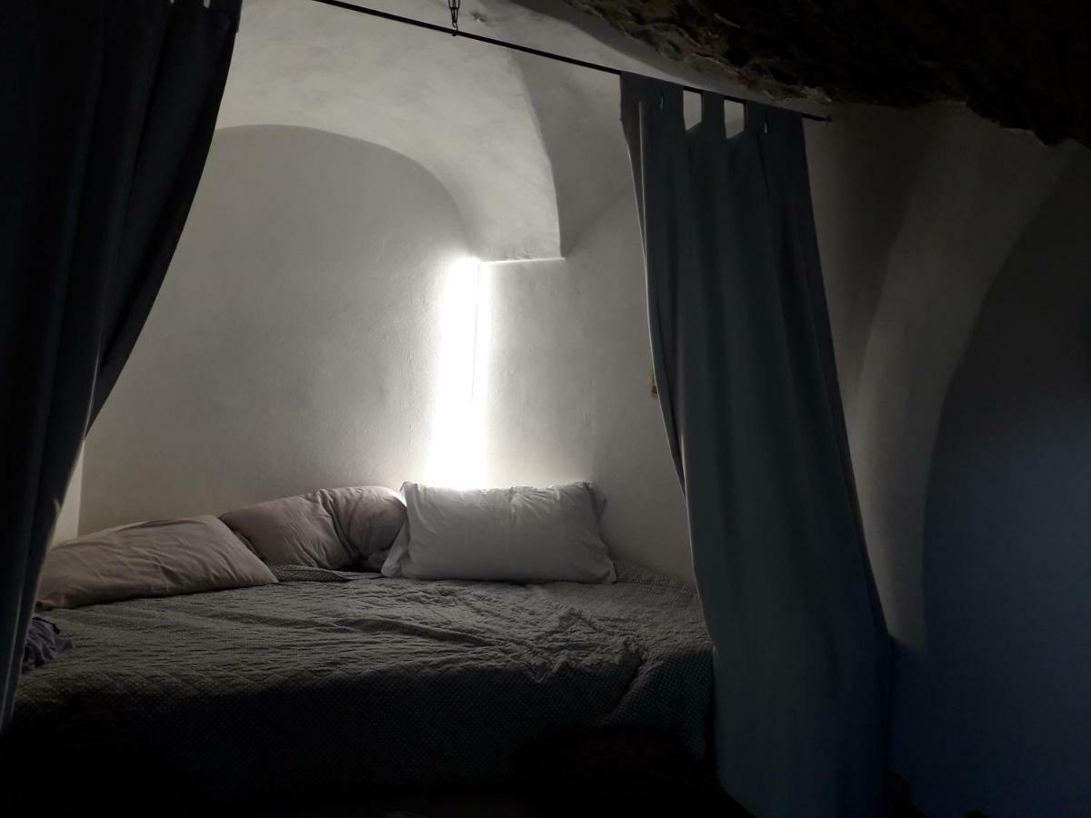 Moki Apricale Villa Eksteriør bilde